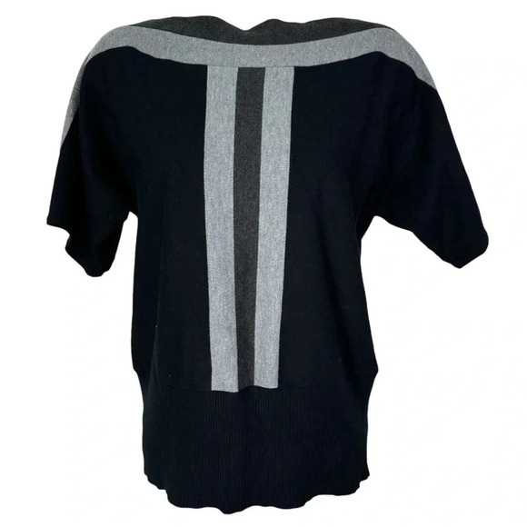 Cable and gauge pull over sweater Size Medium - Picture 2 of 4